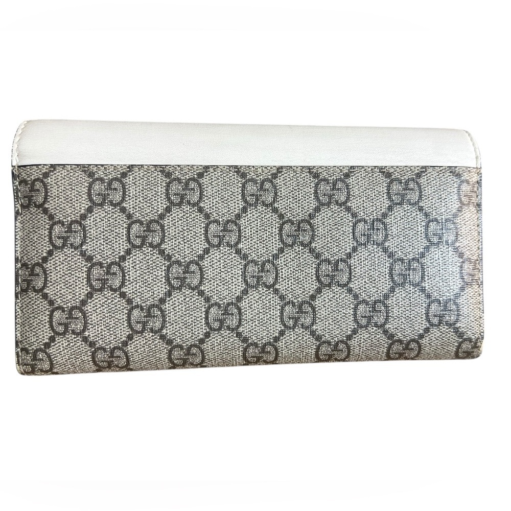 Gucci GG Supreme Continental Wallet in white, tan and red & green bow - Picture 5 of 11